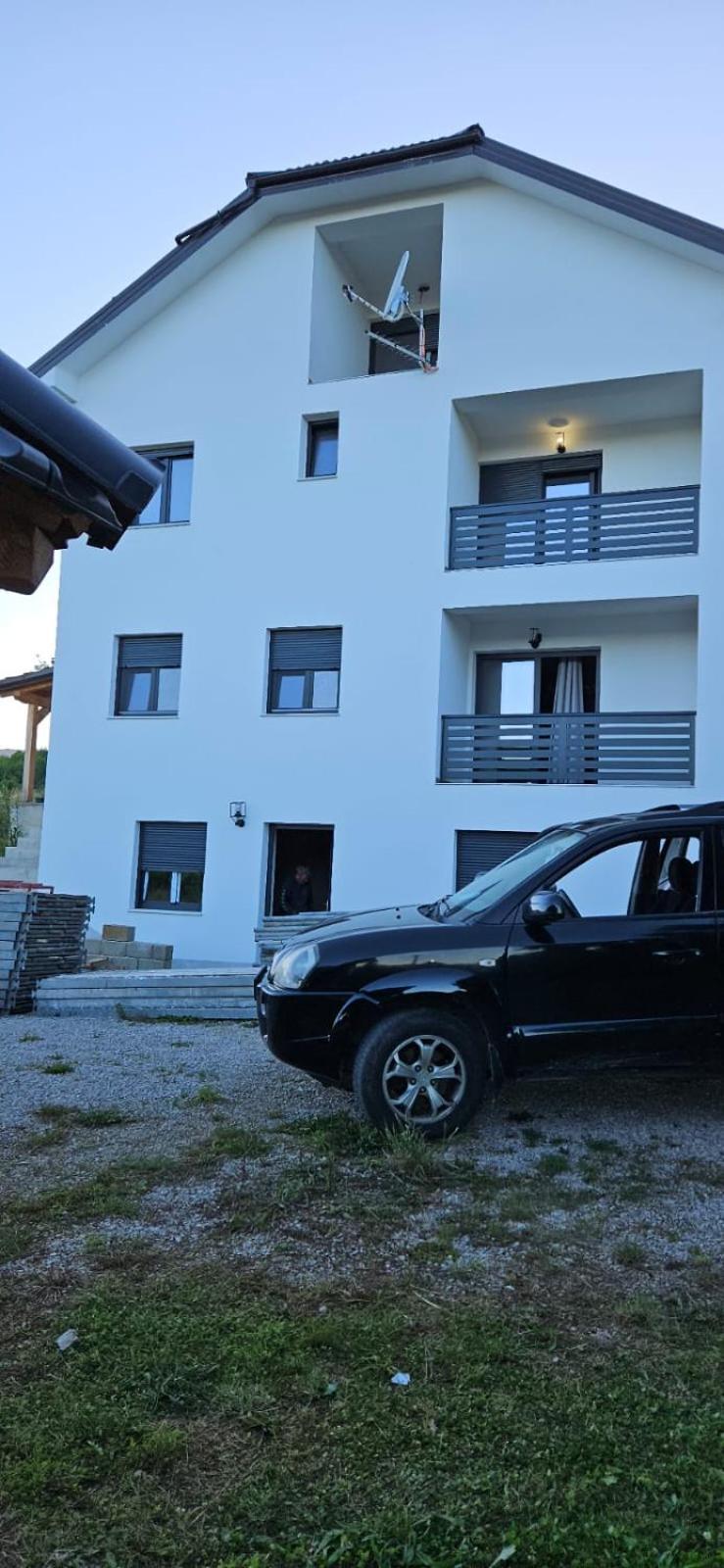 Апартаменты Plitvice House Lina Раковица Экстерьер фото